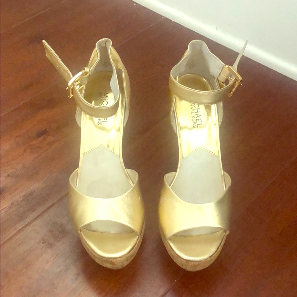 Michael Kors Gold High Wedge shoes